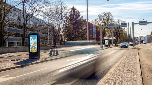 Töölö Mannerheimintie Ooppera Southbound